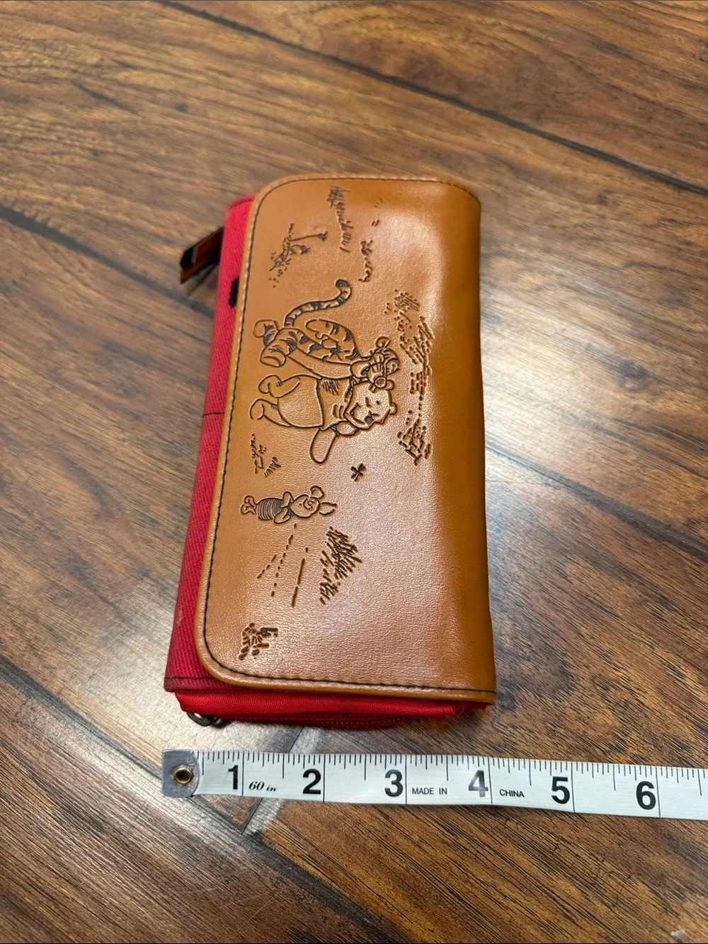Disney Winnie the Pooh Red Brown Wallet Sketch Zip Around Wristlet